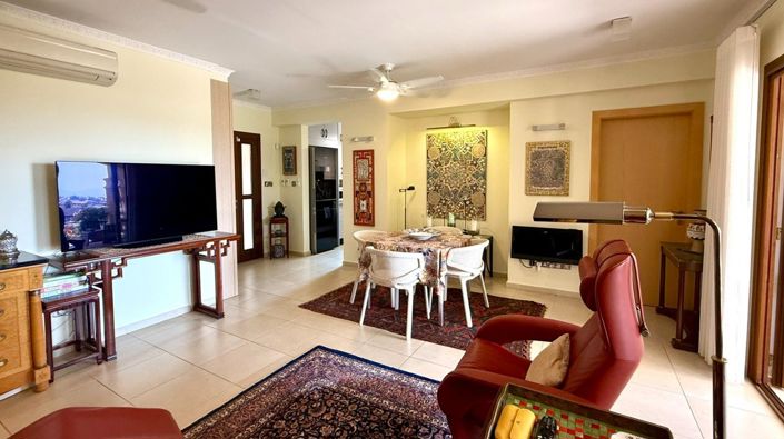 Image No.10-3 Bed Apartment for sale