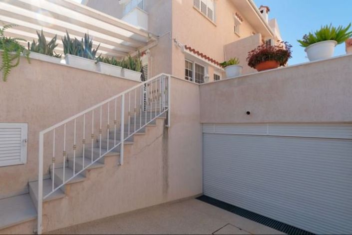 Image No.30-5 Bed Villa for sale