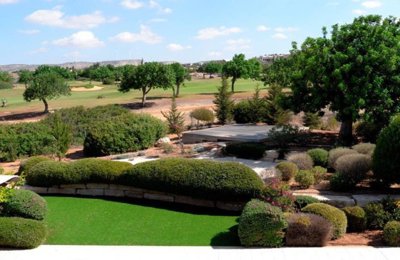 009aec50-3e93-4795-ad96-6a4bb937f096