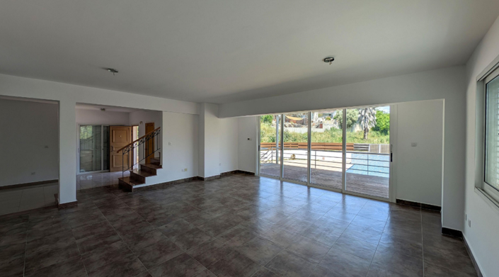 Image No.7-3 Bed House for sale