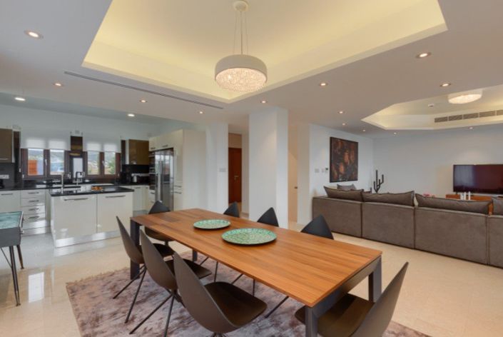 Image No.6-3 Bed House for sale