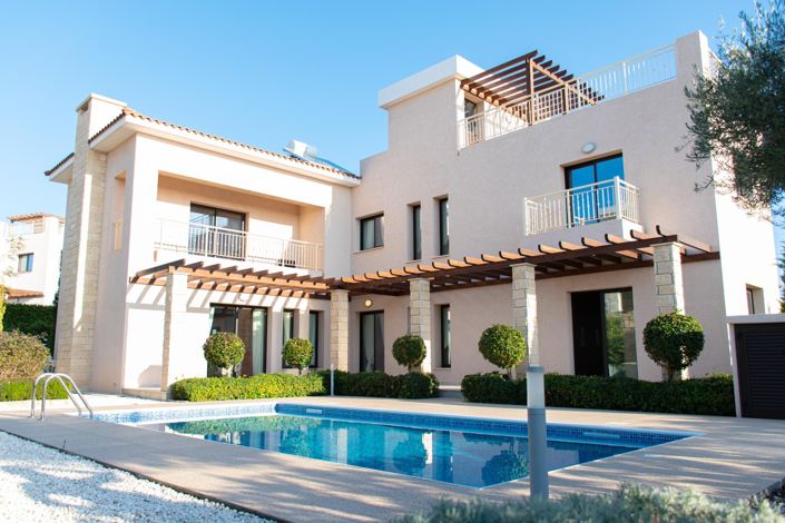 Image No.10-2 Bed House for sale