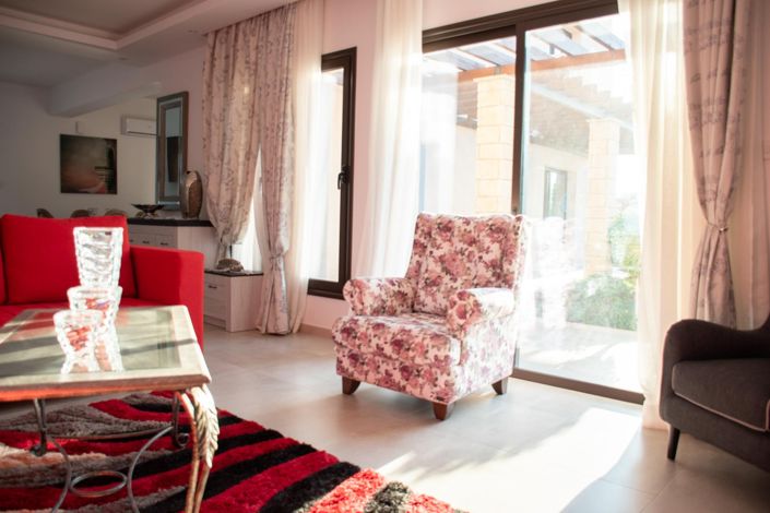 Image No.19-2 Bed House for sale