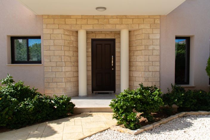 Image No.7-2 Bed House for sale