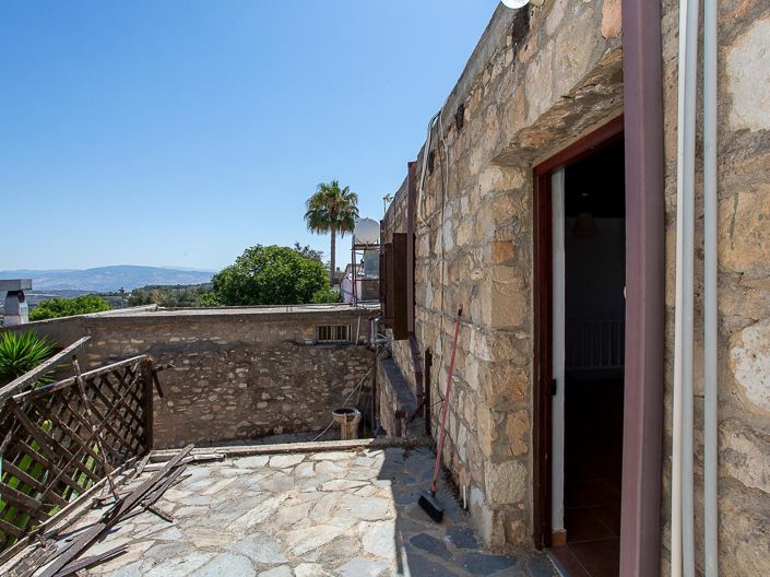 Image No.9-2 Bed House for sale