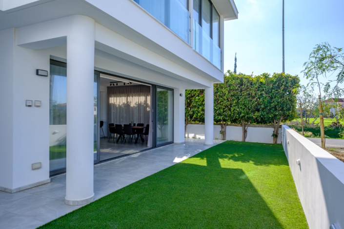 Image No.3-4 Bed House for sale