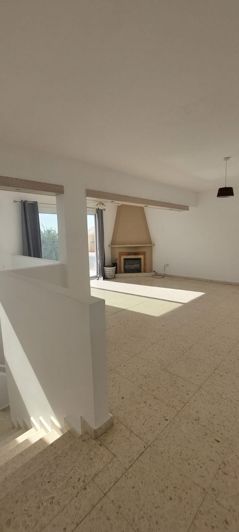 Image No.11-3 Bed House for sale