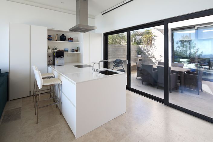 Image No.12-3 Bed House for sale