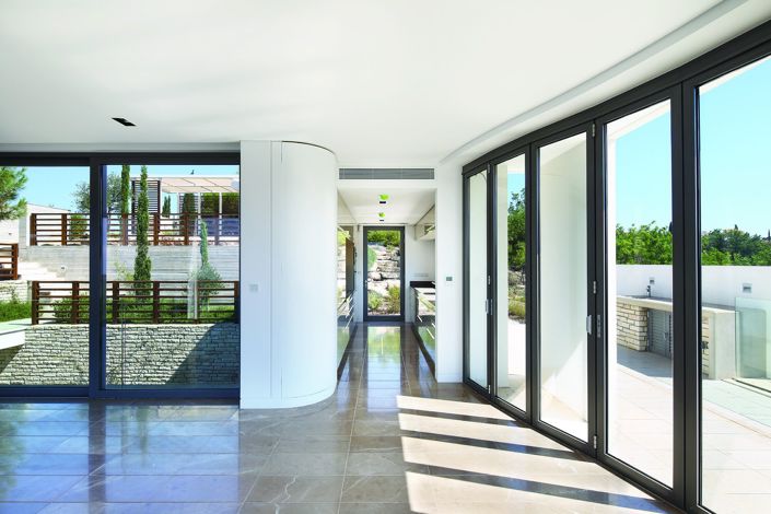 Image No.17-4 Bed House for sale