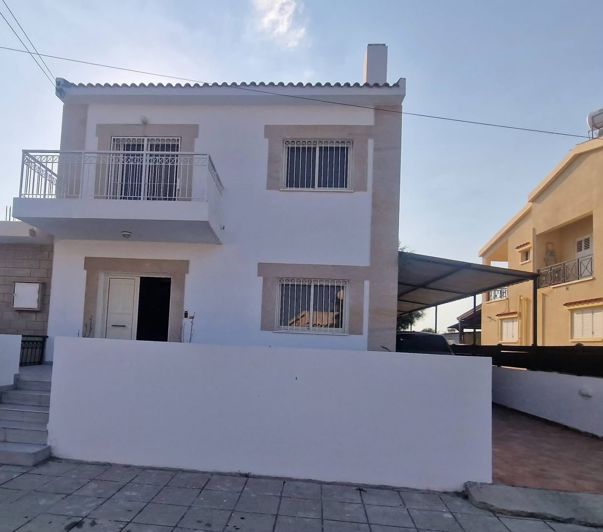 Image No.17-4 Bed House for sale