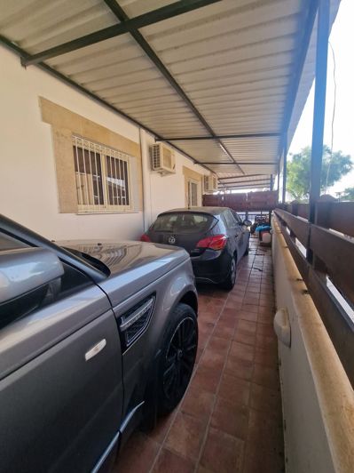 Image No.18-4 Bed House for sale