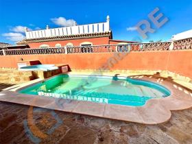 Image No.12-3 Bed Villa / Detached for sale
