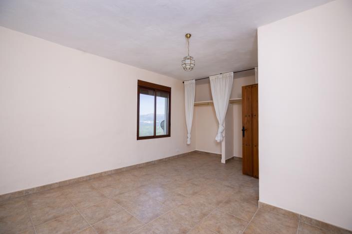 Image No.8-3 Bed House/Villa for sale