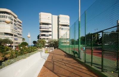 16-Tennis-Court