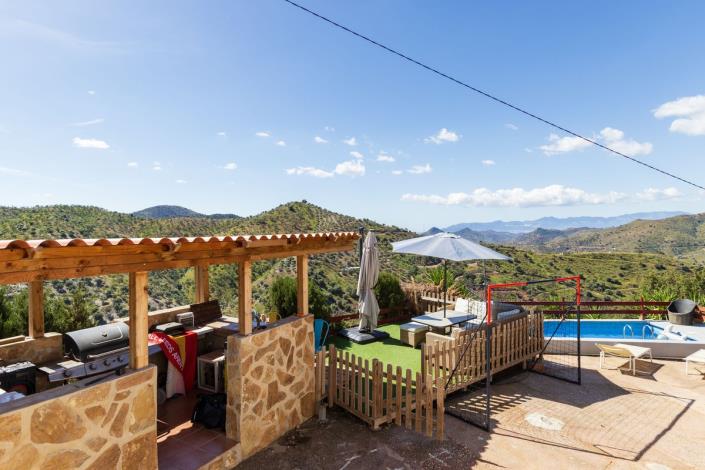 Image No.11-Maison de campagne de 4 chambres à vendre à Almogia