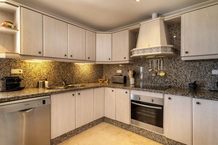 Image No.3-Appartement de 2 chambres à vendre à Torremolinos