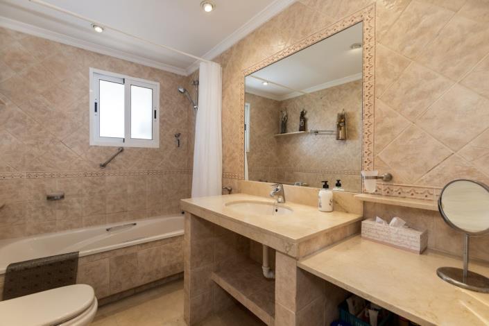 Image No.4-Appartement de 2 chambres à vendre à Torremolinos