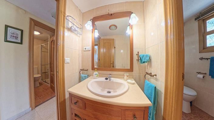Image No.3-3 Bed Apartment for sale