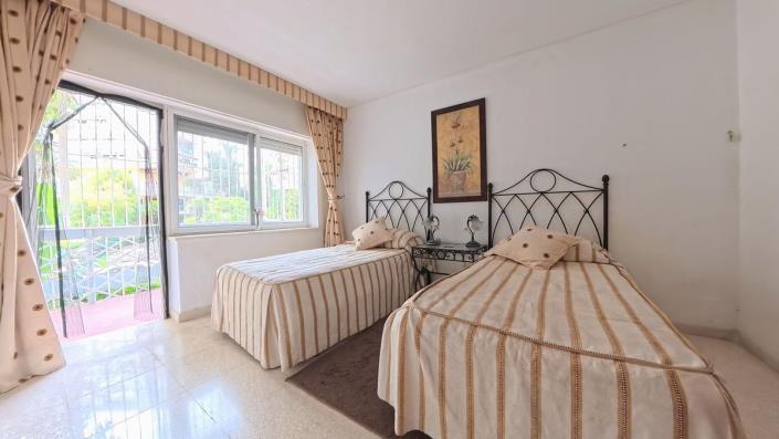 Image No.8-3 Bed Apartment for sale
