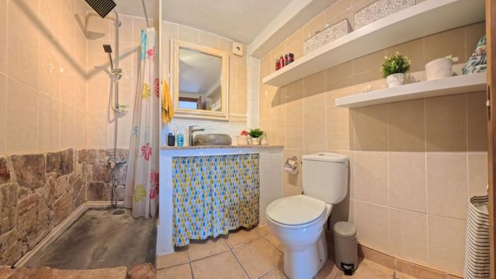 Image No.4-3 Bed Village House for sale