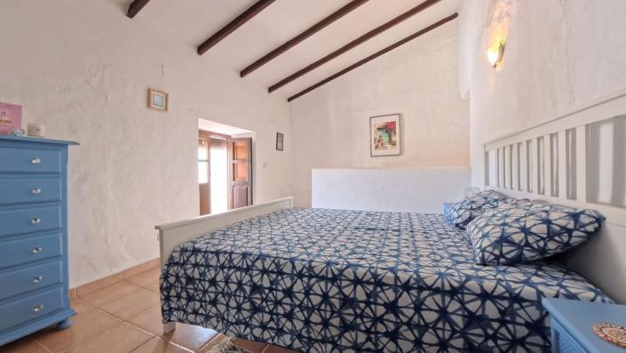 Image No.7-3 Bed Village House for sale