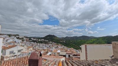 8-e64a9055bba3e77ac8aca3b893cdf826