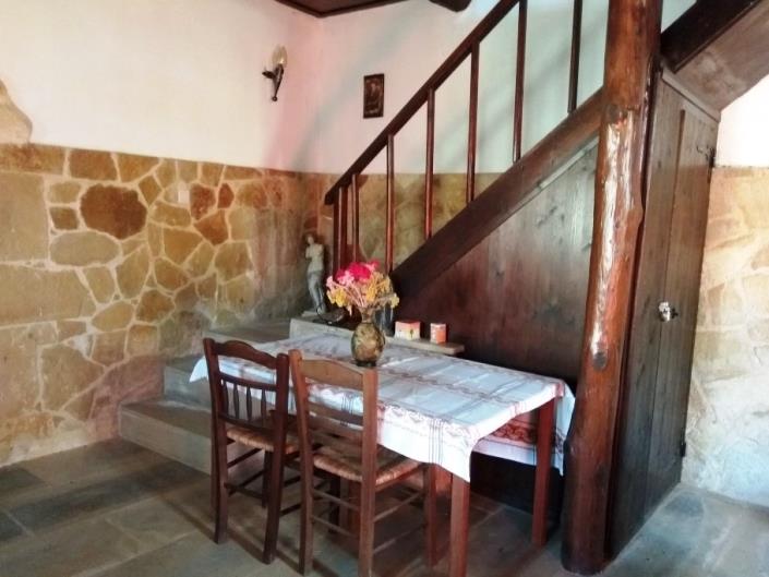 Image No.13-2 Bed House for sale