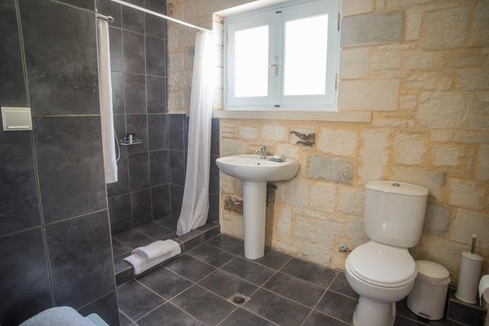 Image No.18-3 Bed Villa for sale