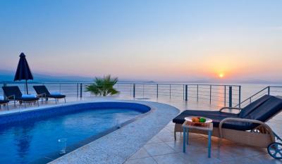 5 Bed Villa for sale