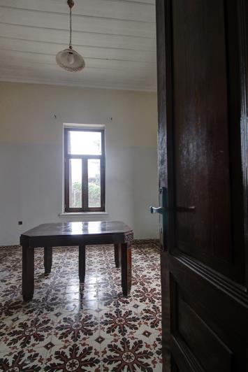 Image No.9-3 Bed House for sale