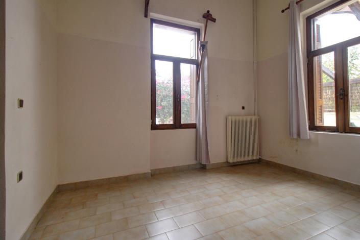 Image No.18-3 Bed House for sale
