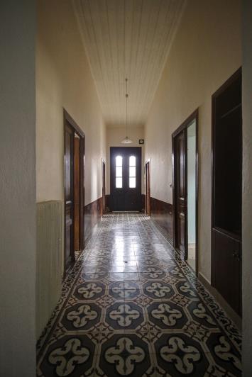 Image No.21-3 Bed House for sale