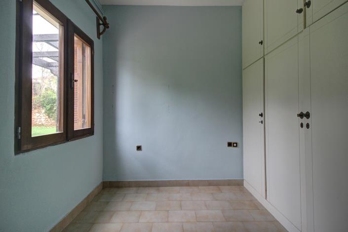 Image No.29-3 Bed House for sale