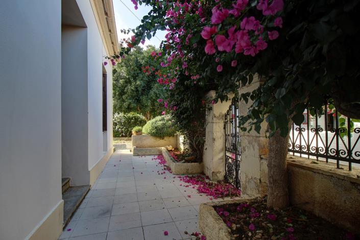 Image No.33-3 Bed House for sale