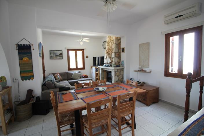 Image No.6-2 Bed House for sale