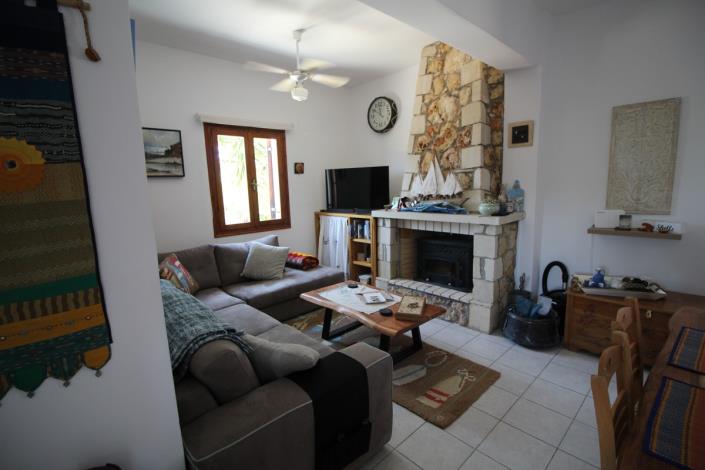 Image No.8-2 Bed House for sale