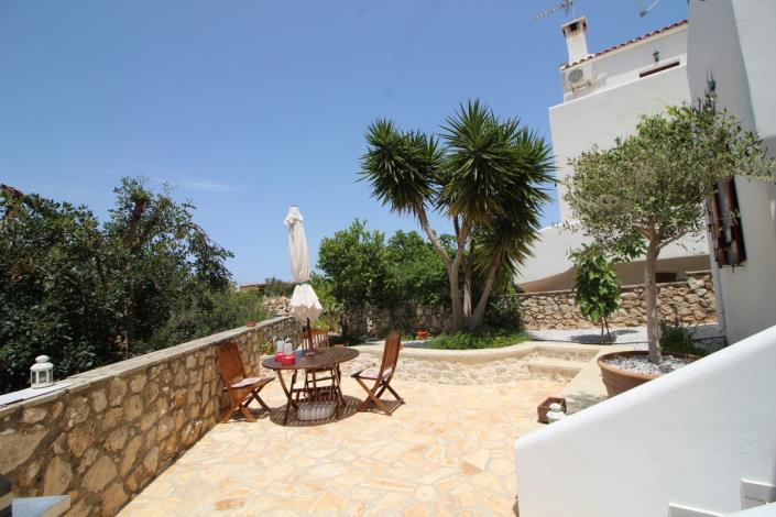 Image No.18-2 Bed House for sale