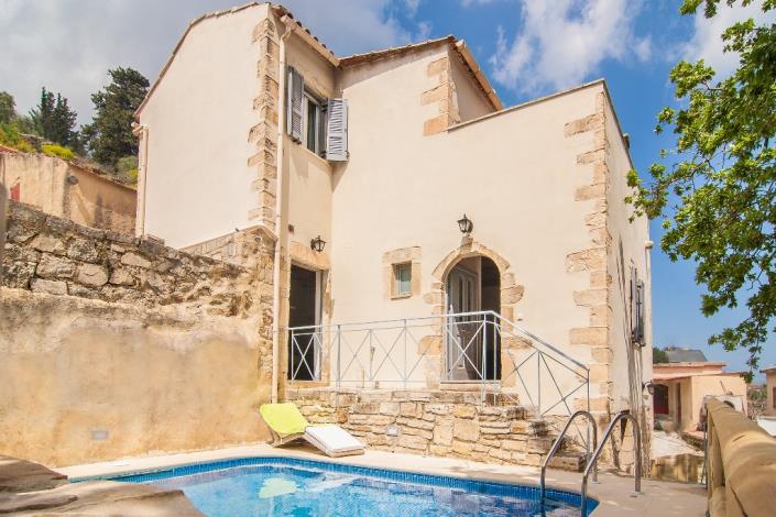 Image No.1-2 Bed House/Villa for sale