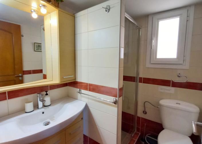 Image No.5-Appartement de 2 chambres à vendre à Kambia