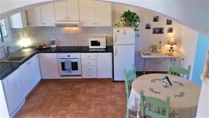 Image No.2-Maison de 2 chambres à vendre à Plaka