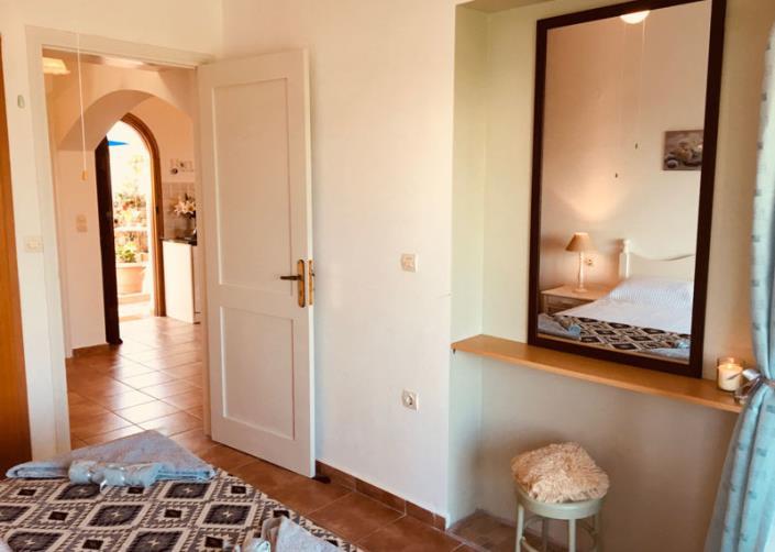 Image No.4-Maison de 2 chambres à vendre à Plaka