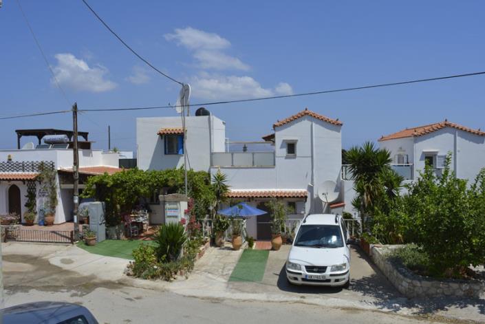 Image No.5-Maison de 2 chambres à vendre à Plaka