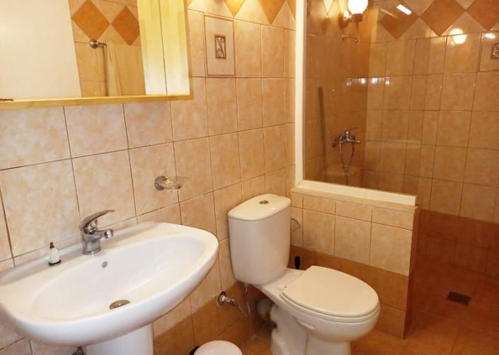 Image No.10-3 Bed House for sale