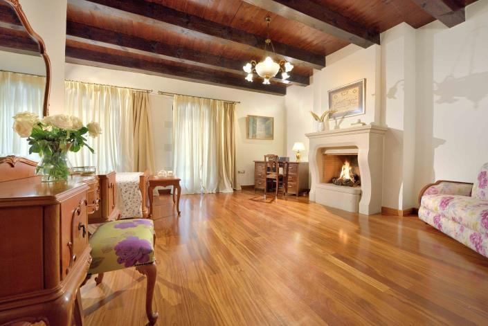 Image No.24-3 Bed House for sale