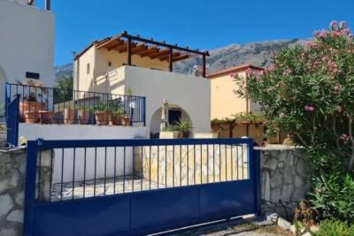 Maison de 2 chambres à vendre à Kournas