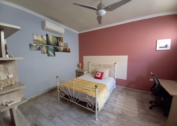 Image No.9-3 Bed Apartment for sale