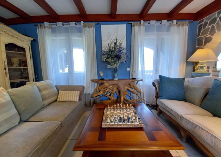 Image No.12-3 Bed Apartment for sale