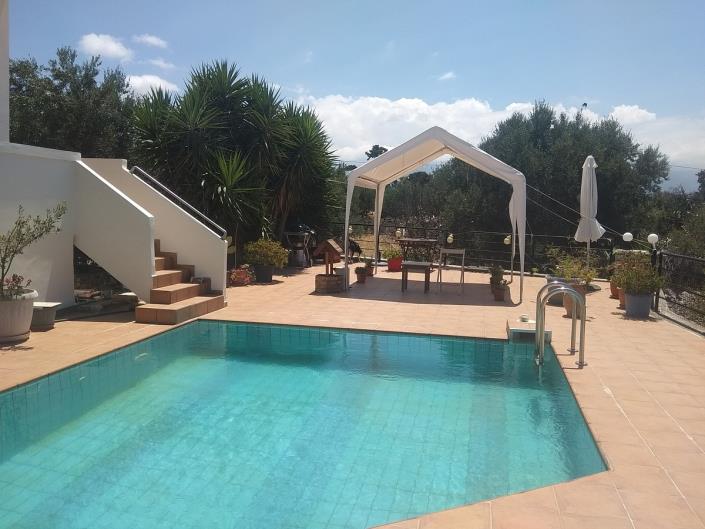 Image No.2-Maison de 3 chambres à vendre à Kokkino Horio