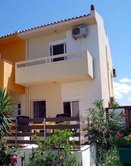 Image No.5-Maison de 2 chambres à vendre à Skaleta