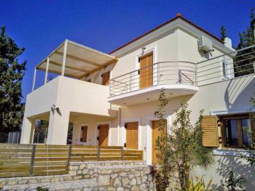5 Bed Villa for sale